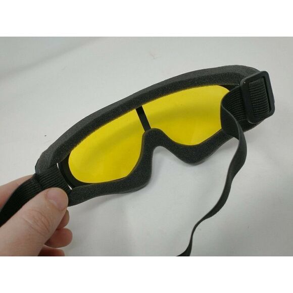 Yellow Tinted Outdoor Googles with vent and adjustable strap Ski Snowmobile Lot4 - Picture 4 of 6